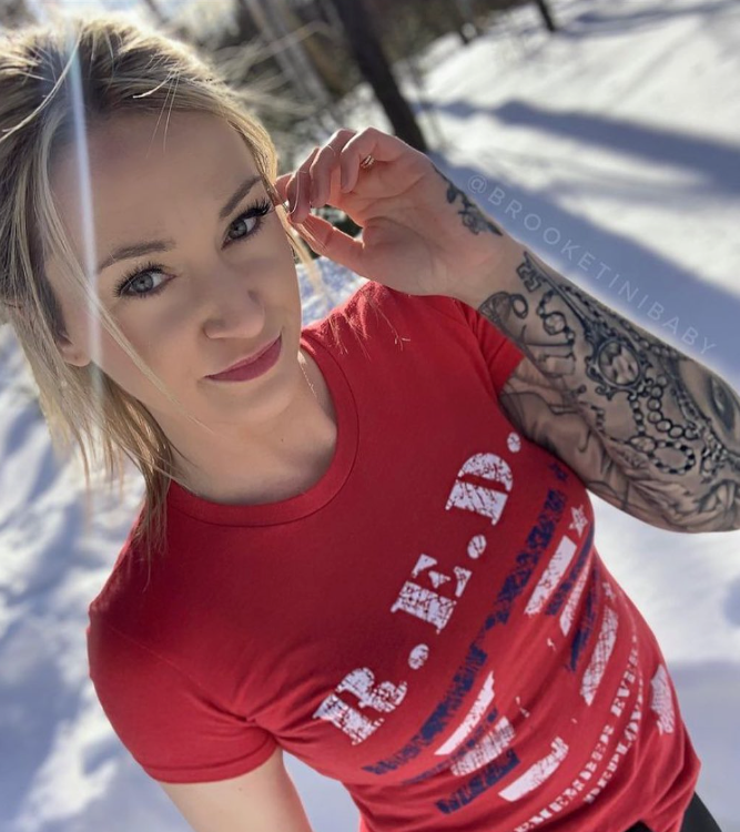 Men's Remember Everyone Deployed Tee