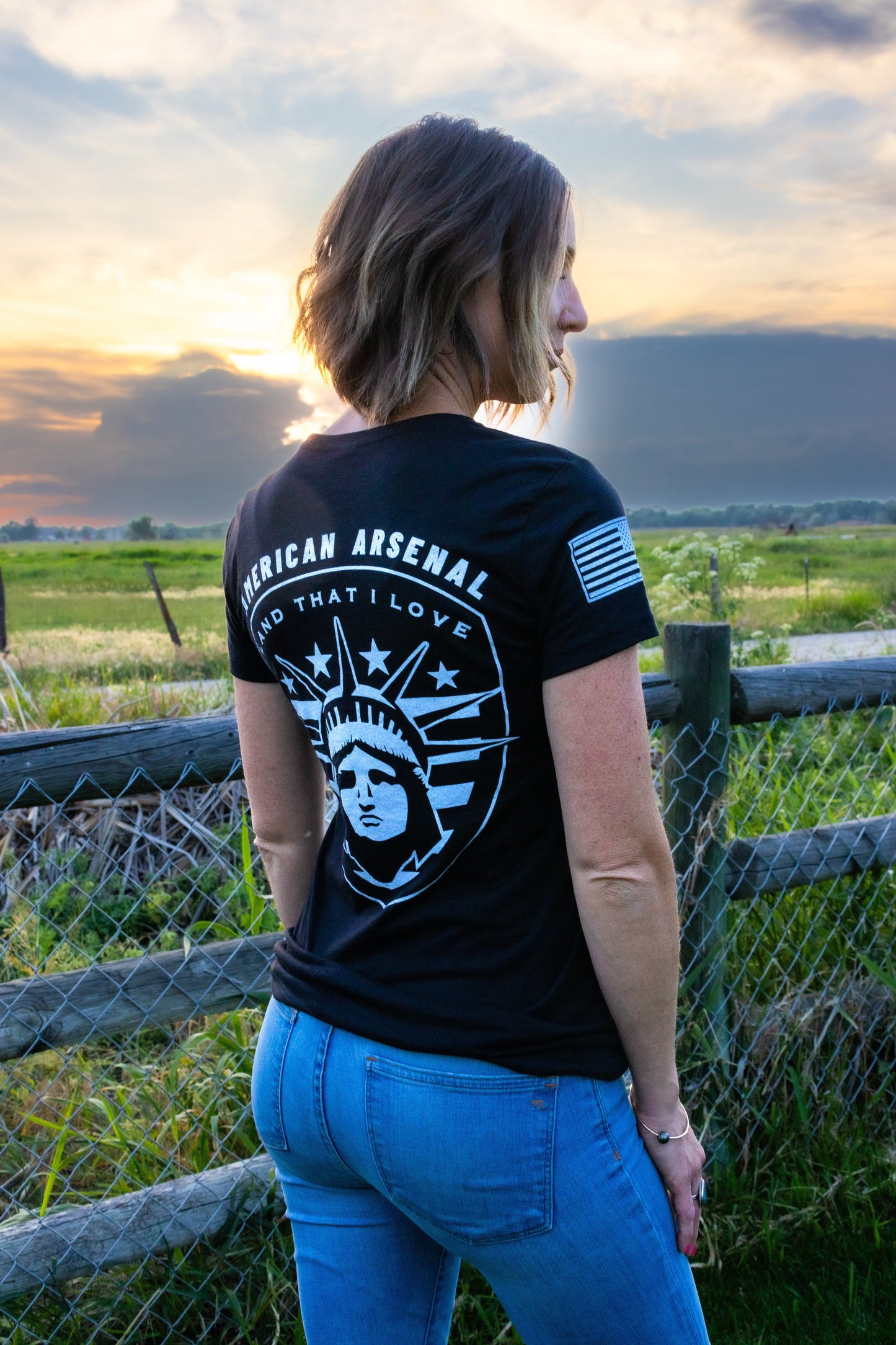 Women's Land that I Love Tee